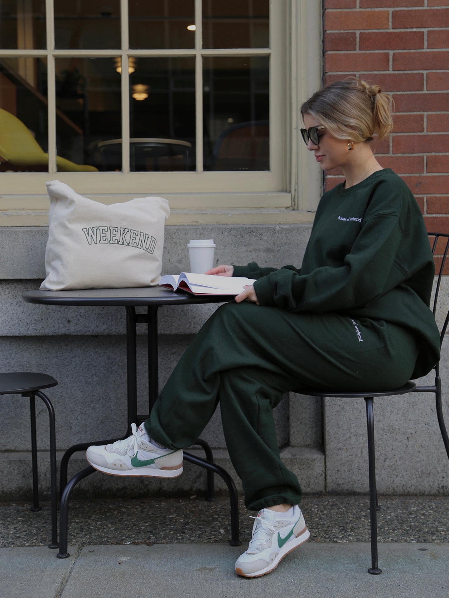 House of Weekend Sweatpants in Forest