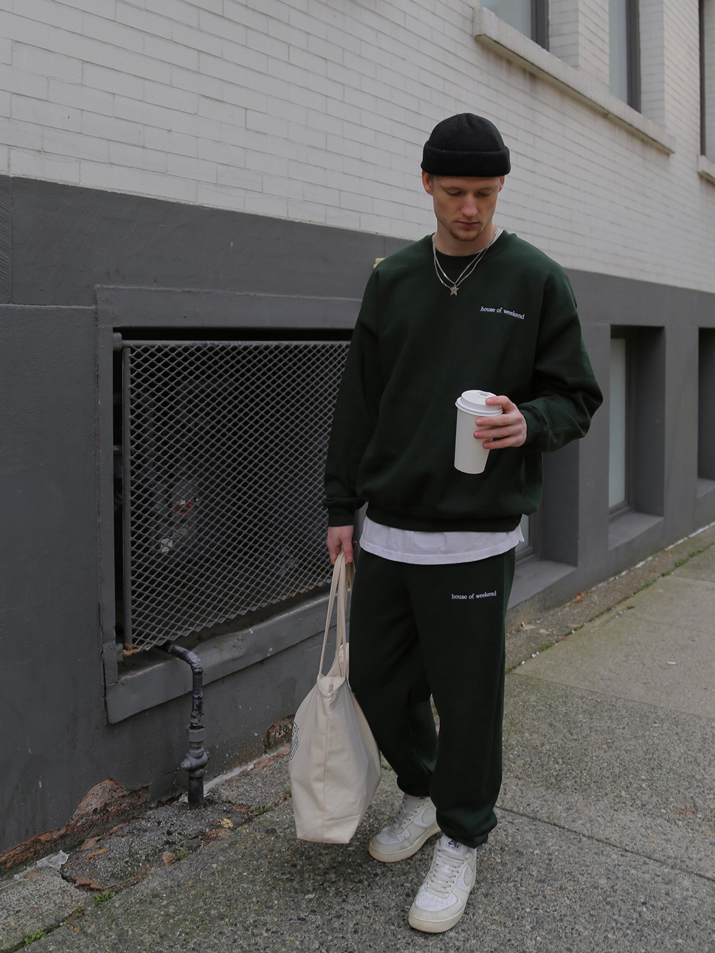 House of Weekend Sweatpants in Forest